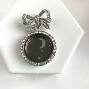 Origami Owl Charms brooche bow & locket